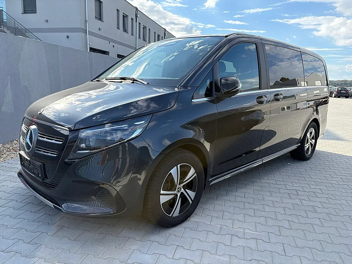 Mercedes-Benz Eqv