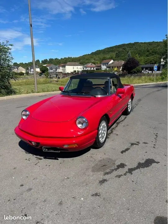 Alfa Romeo Spider 1990 photo 4