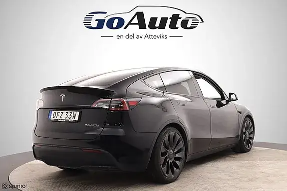 Tesla Model Y 2023 photo 5