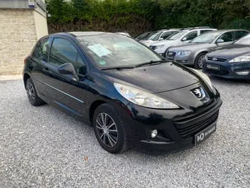 Peugeot 207 2013 photo 3