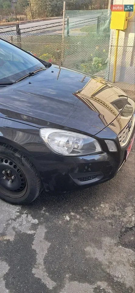 Volvo V60 2013 photo 3
