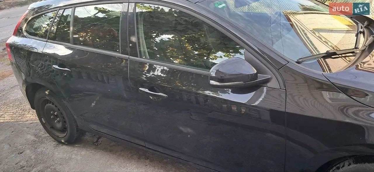Volvo V60 2013 photo 4