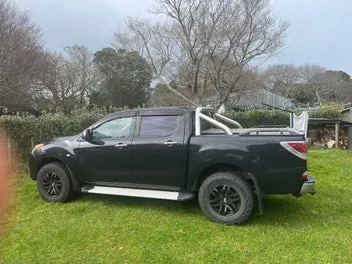 Mazda Bt-50 2013 photo 2