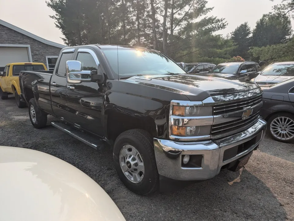 Chevrolet Silverado 2500Hd 2015 photo 4