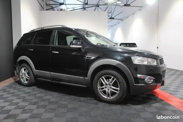 Chevrolet Captiva 2012 photo 2