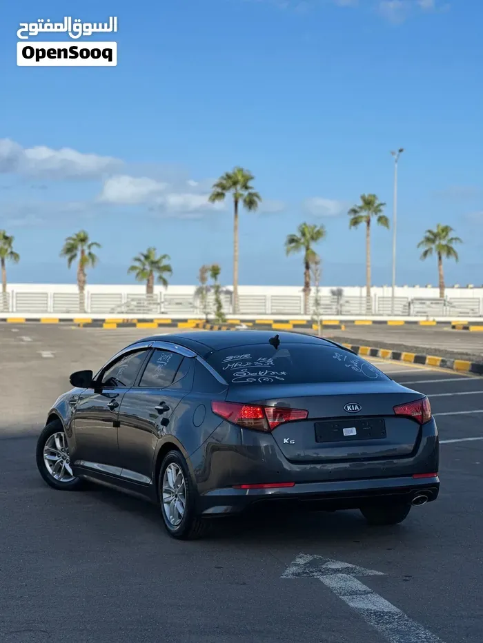 Kia K5 2012 photo 2