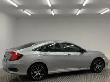Honda Civic 2019 photo 4