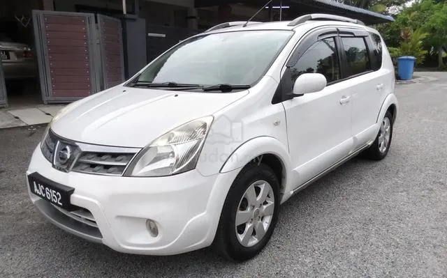 Nissan Livina