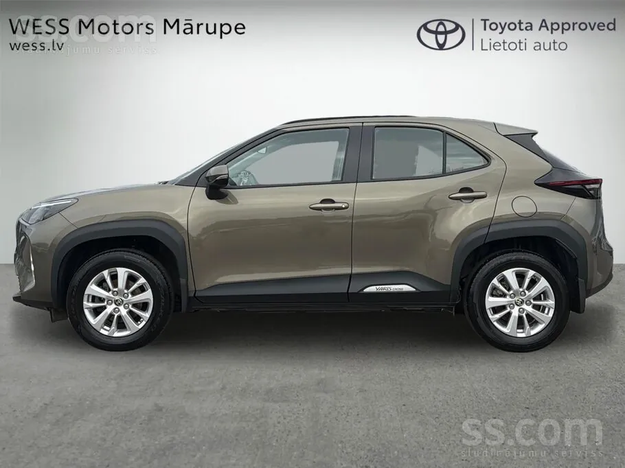 Toyota Yaris Cross 2025 photo 3