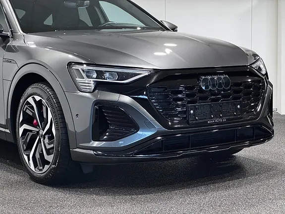 Audi Q8 E-Tron 2024 photo 4