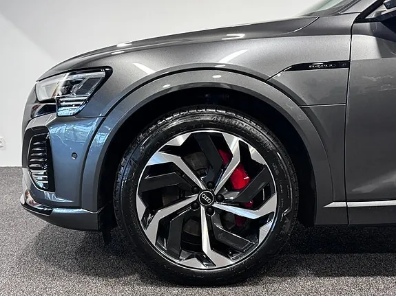 Audi Q8 E-Tron 2024 photo 2