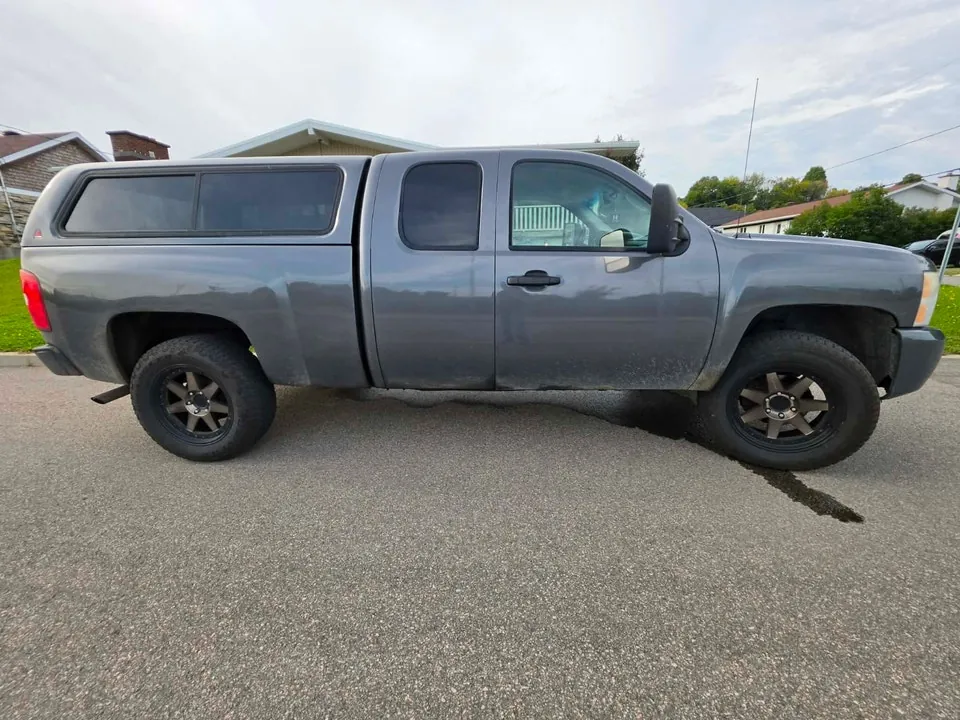 Chevrolet Silverado 1500 2010 photo 5