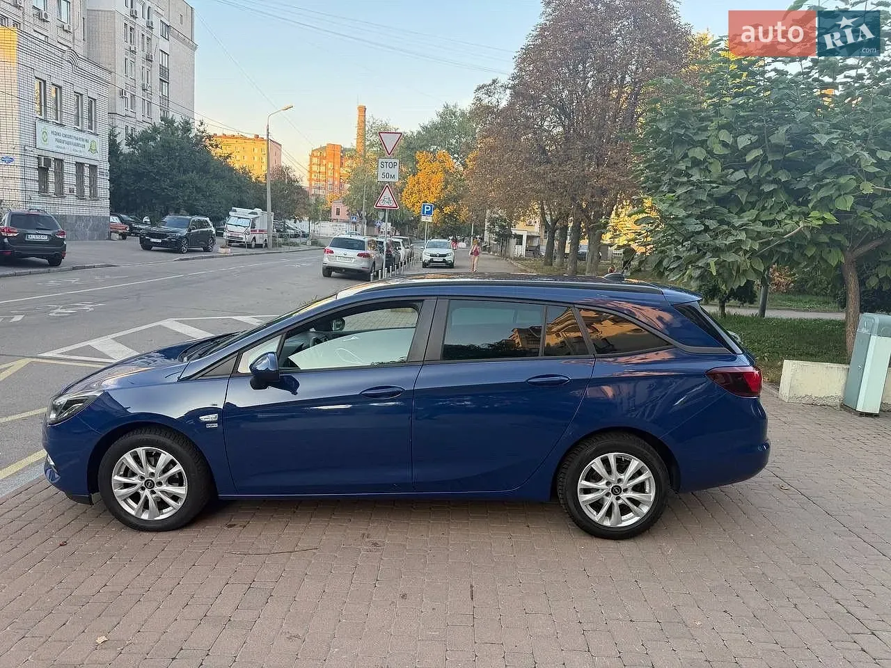 Opel Astra 2019 photo 4