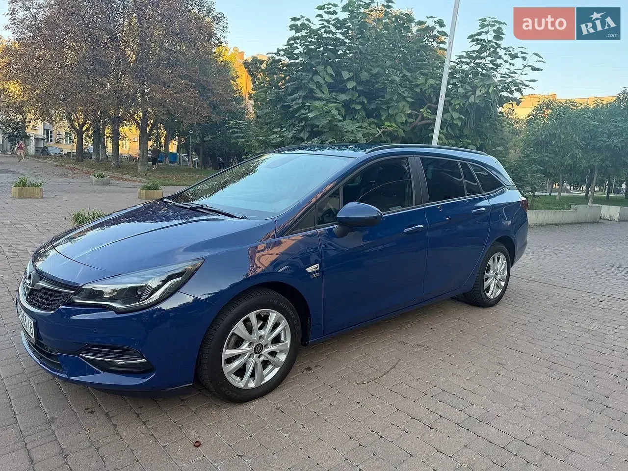 Opel Astra 2019 photo 2
