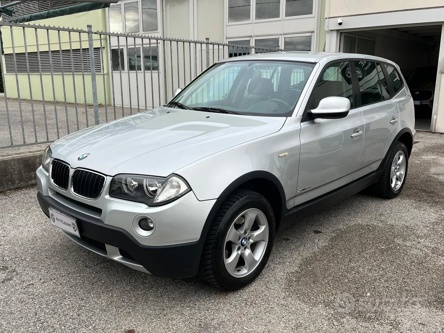 BMW X3 2010 photo 3