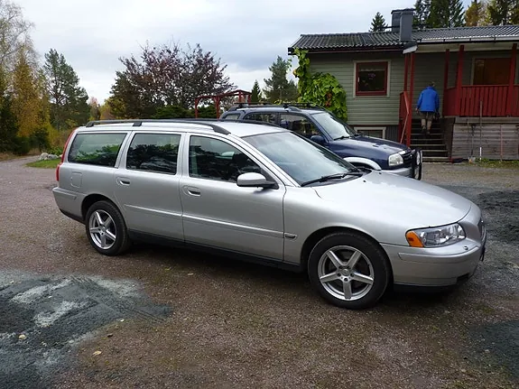 Volvo V70 2006 photo 2