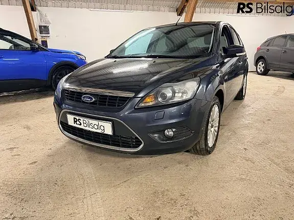 Ford Focus 2010 photo 2