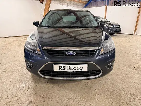 Ford Focus 2010 photo 3