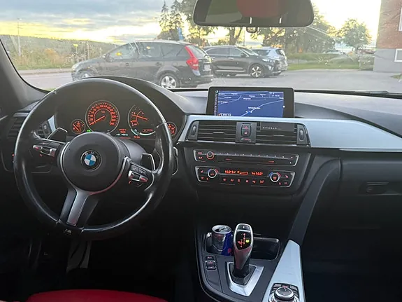 BMW 320D 2013 photo 2