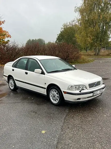 Volvo S40 2000 photo 3