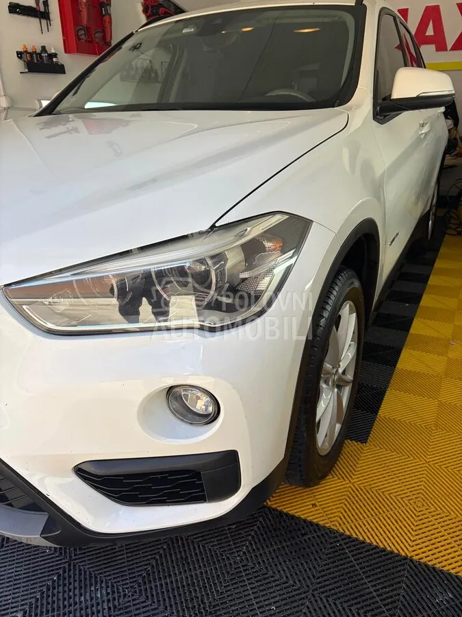 BMW X1 2015 photo 4