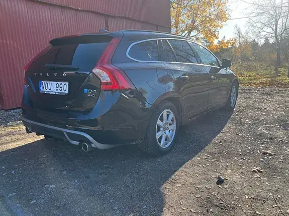 Volvo V60 2013 photo 4