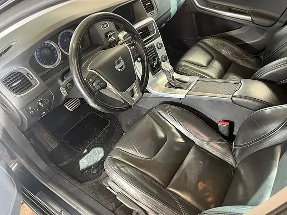 Volvo V60 2013 photo 5