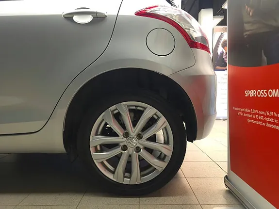 Suzuki Swift 2014 photo 5