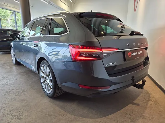 Skoda Superb 2021 photo 3