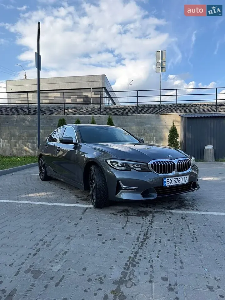 BMW 3 Series 2020 photo 4