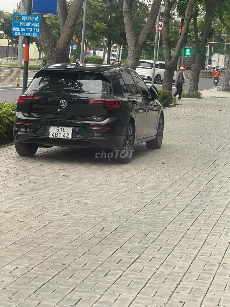 Volkswagen Golf 2024 photo 5