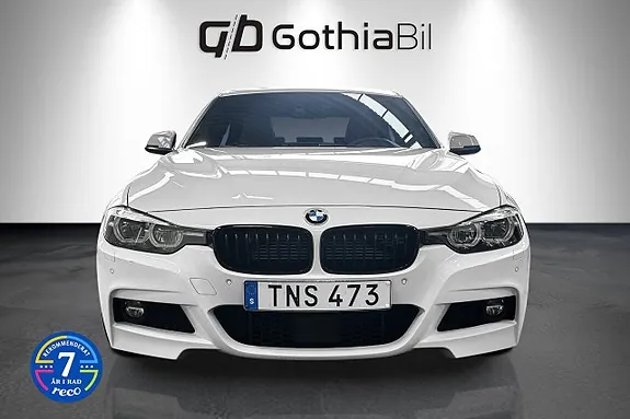 BMW 330E 2018 photo 2