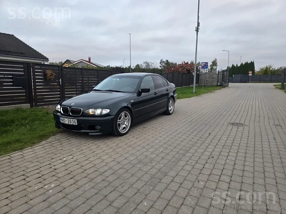 BMW 330 2001 photo 2