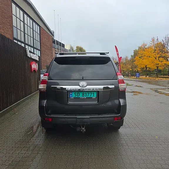 Toyota Land Cruiser 2016 photo 3