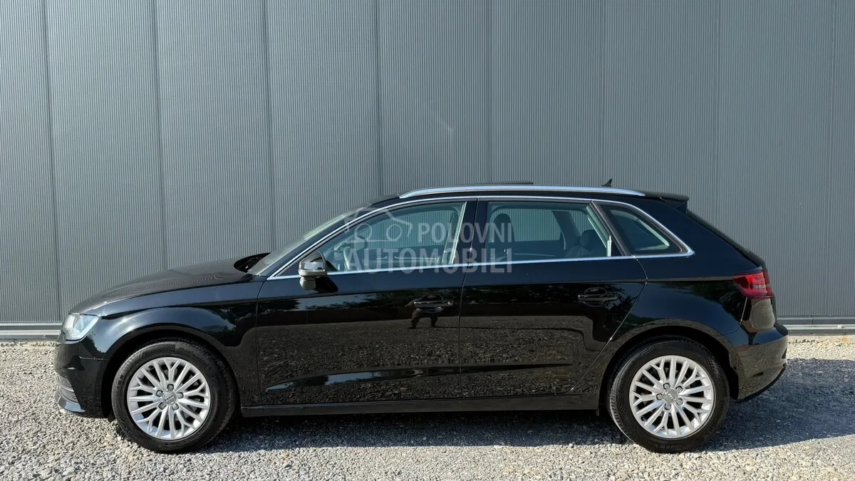 Audi A3 2015 photo 2