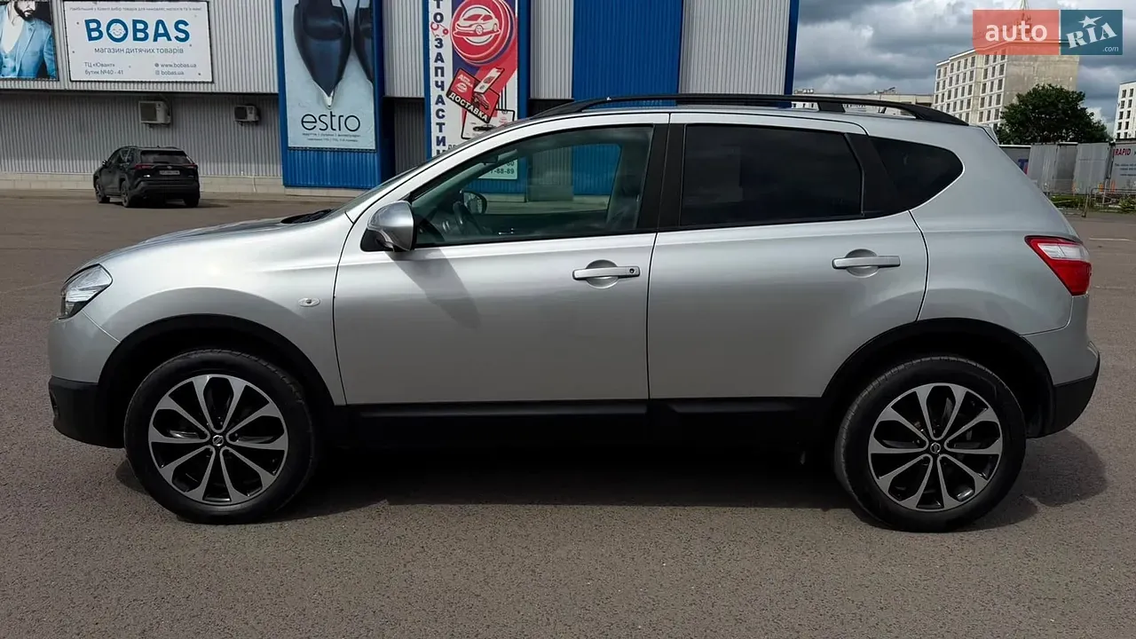 Nissan Qashqai 2013 photo 4