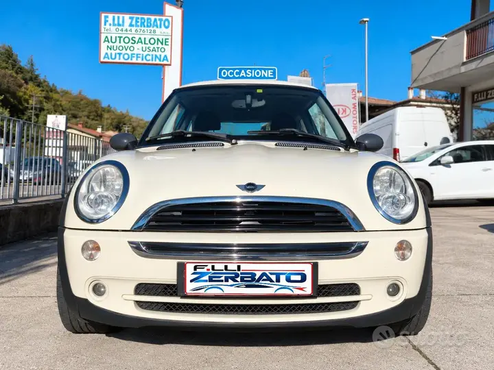 Mini Mini One 2006 photo 2
