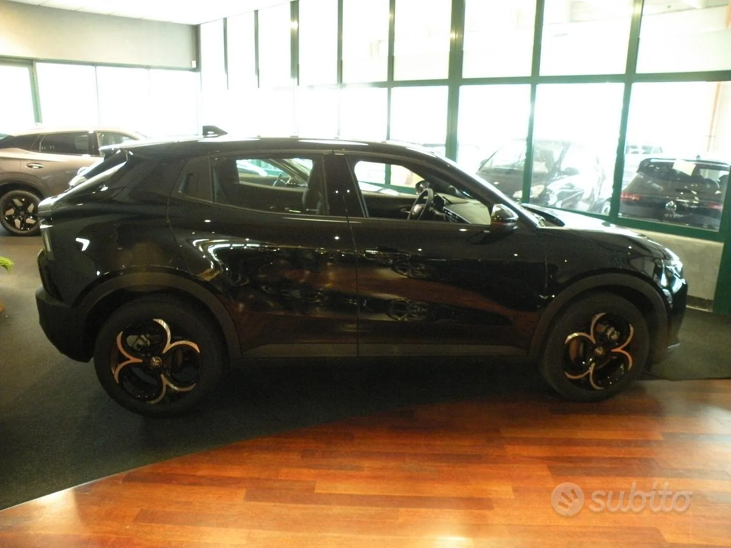 Alfa Romeo Junior 2025 photo 5