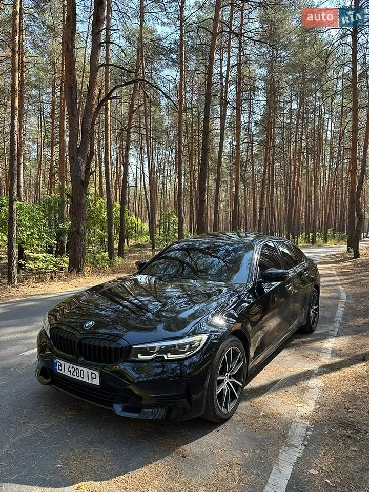 BMW 3 Series 2019 photo 5