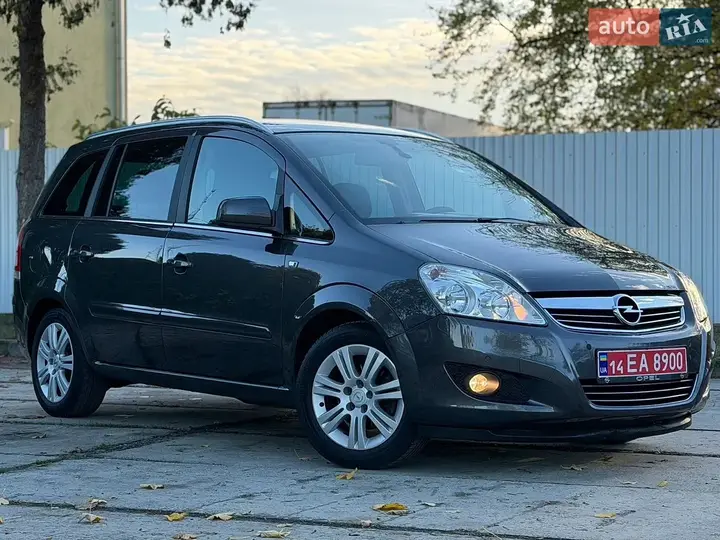 Opel Zafira 2011 photo 3