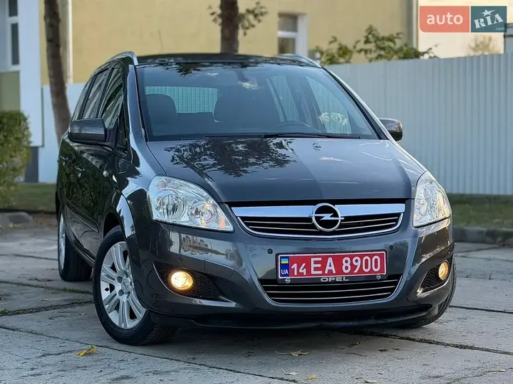 Opel Zafira 2011 photo 4