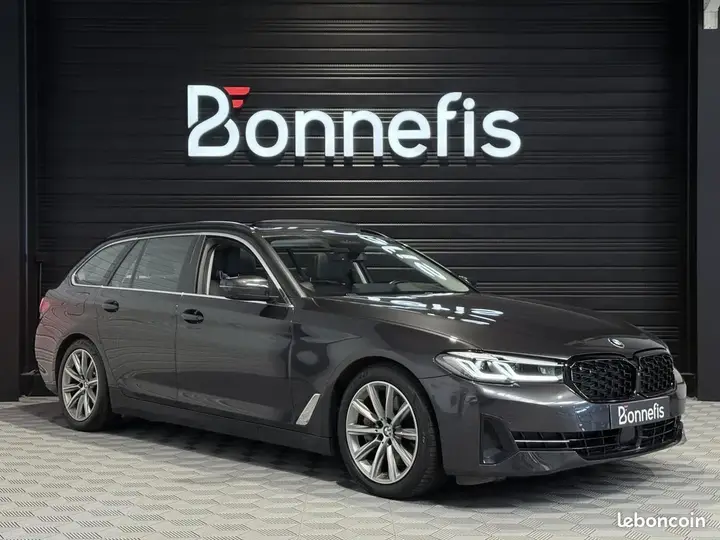 BMW 5 Series 2021 photo 2