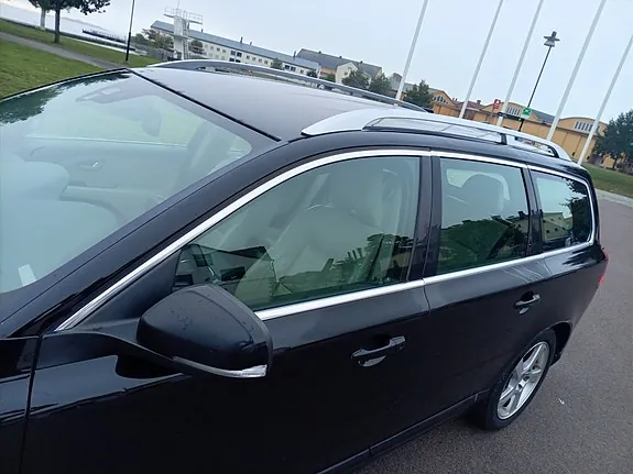 Volvo V70 2012 photo 5