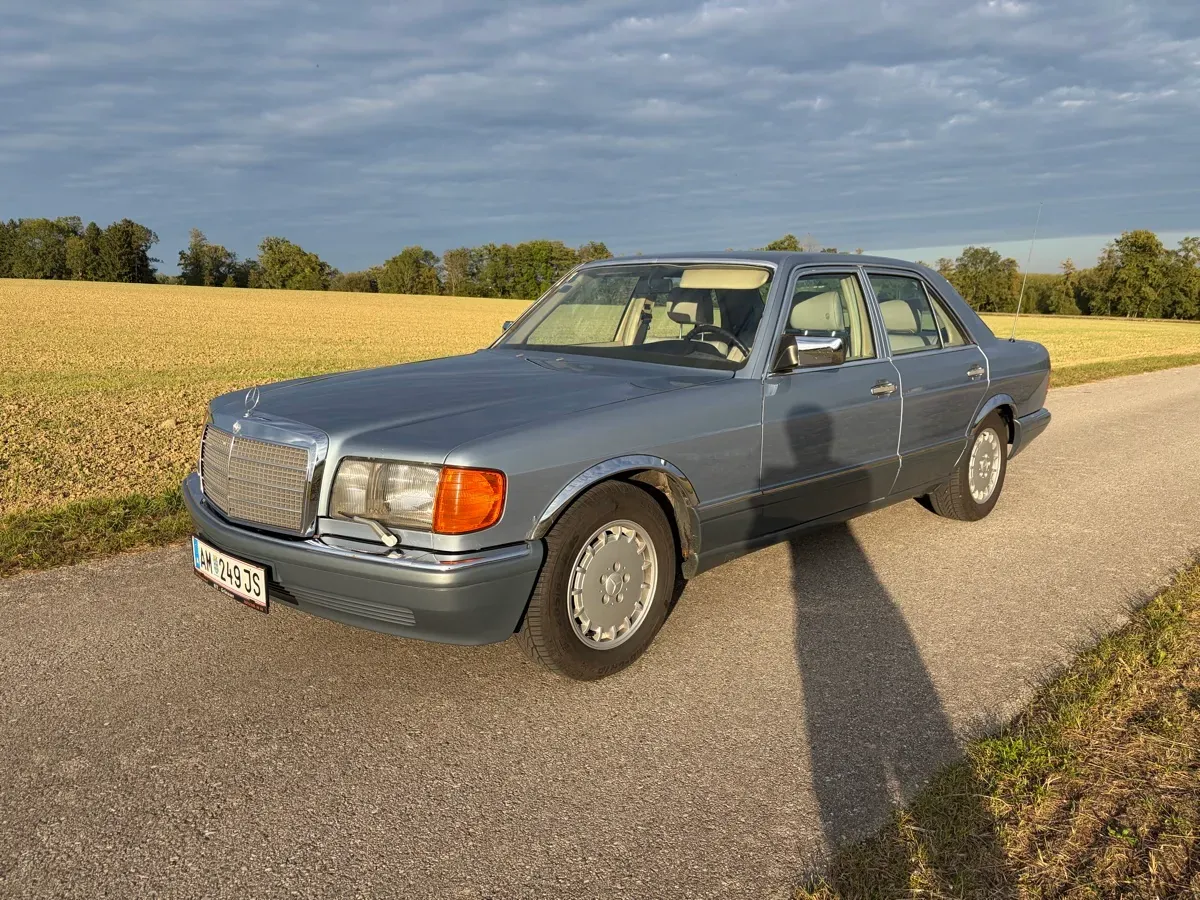 Mercedes-Benz S-Class 1985 photo 3