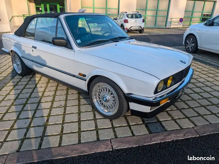 BMW 3 Series 1990 photo 2