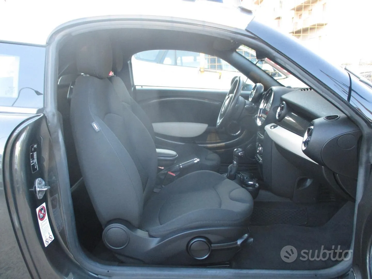 Mini Cooper 2011 photo 4
