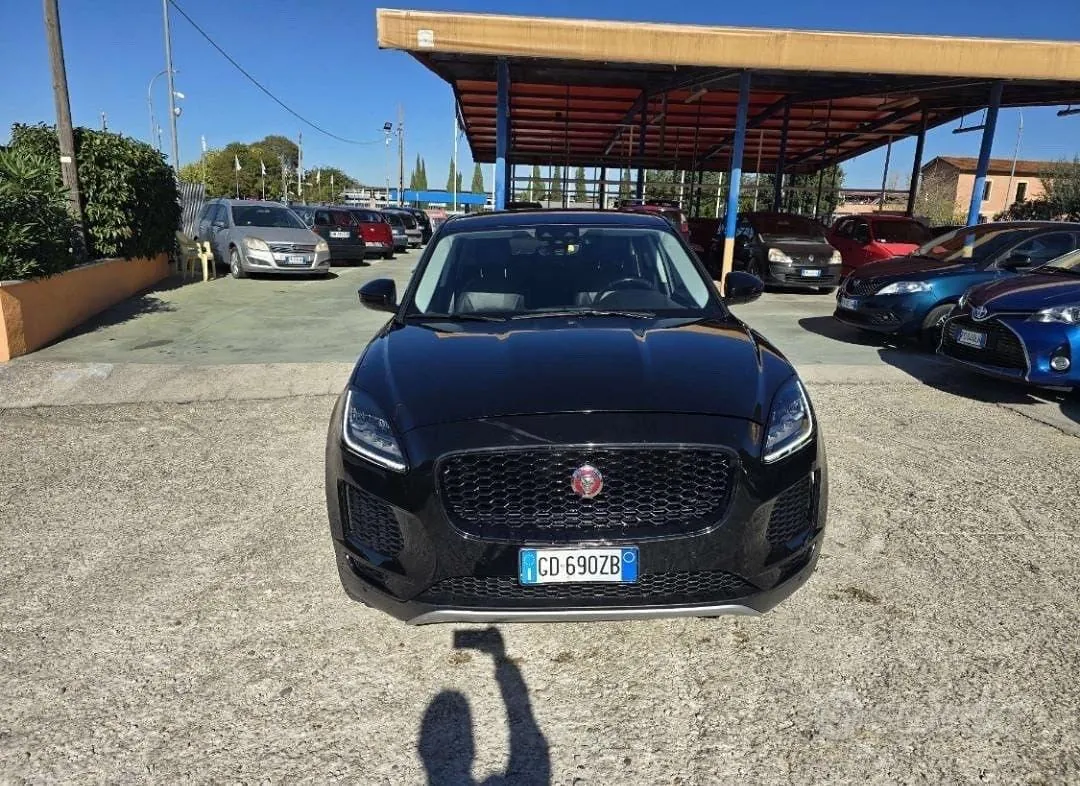 Jaguar E-Pace 2020 photo 2