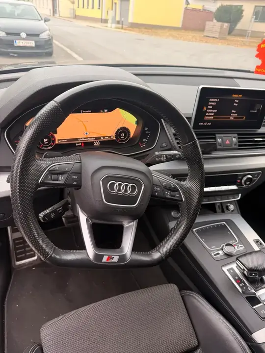 Audi Q5 2018 photo 2