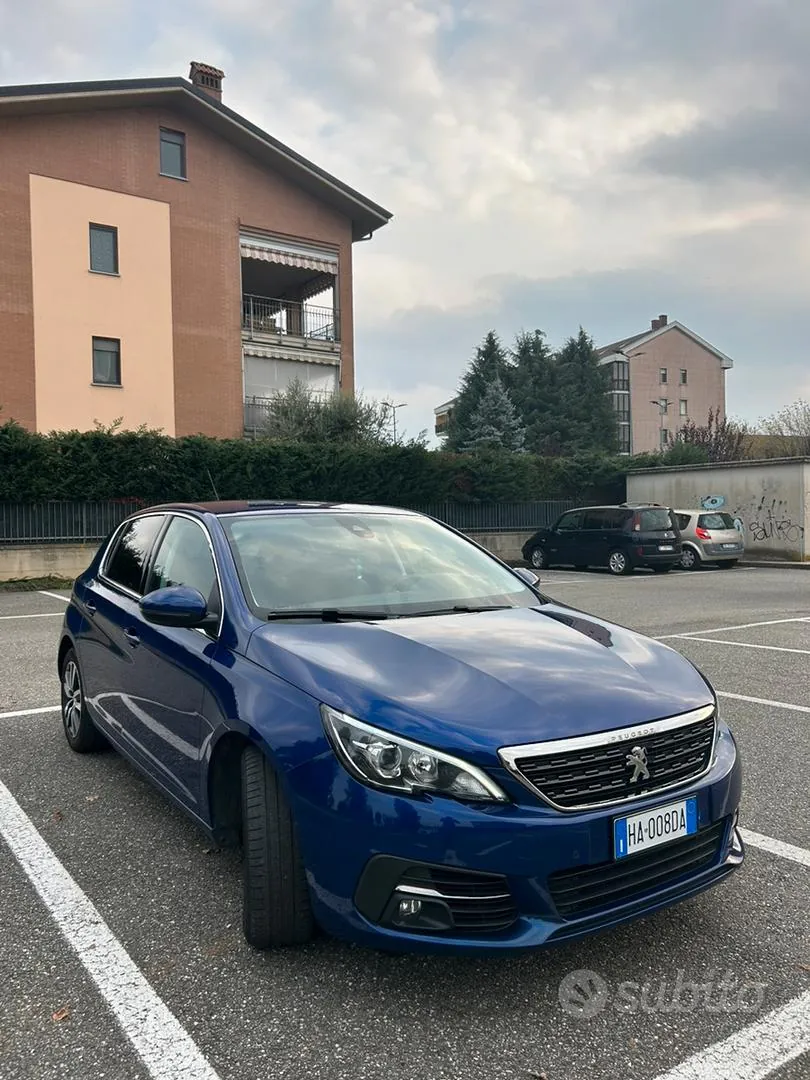 Peugeot 308 2018 photo 2