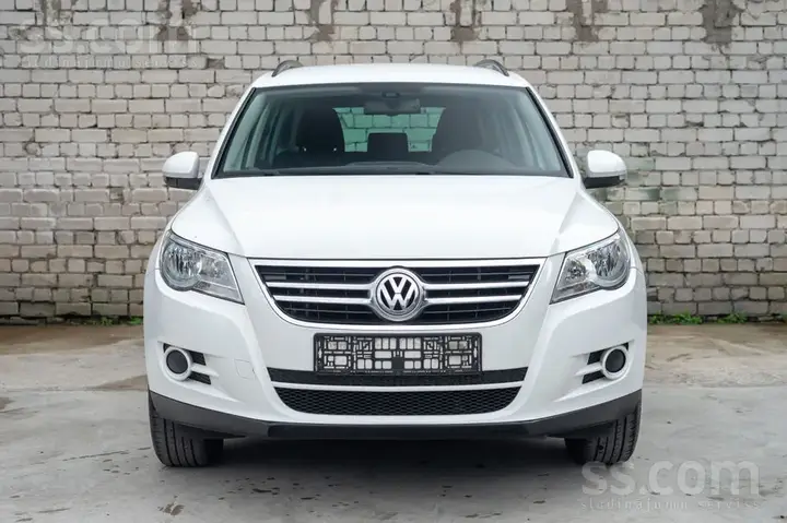 Volkswagen Tiguan 2011 photo 2
